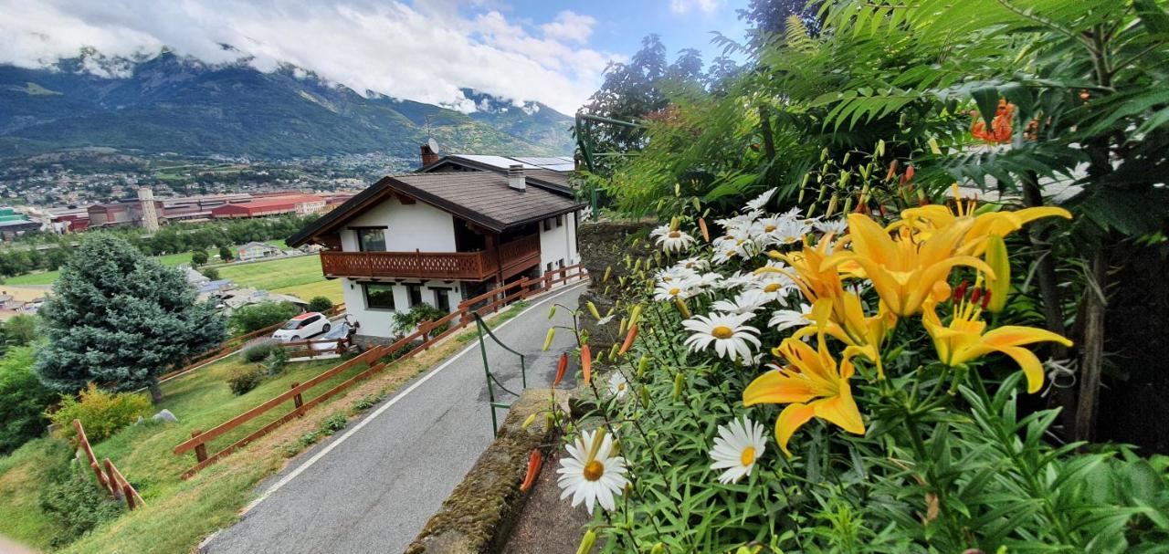 Agriturismo B&B Chevres A Cheval Charvensod ภายนอก รูปภาพ