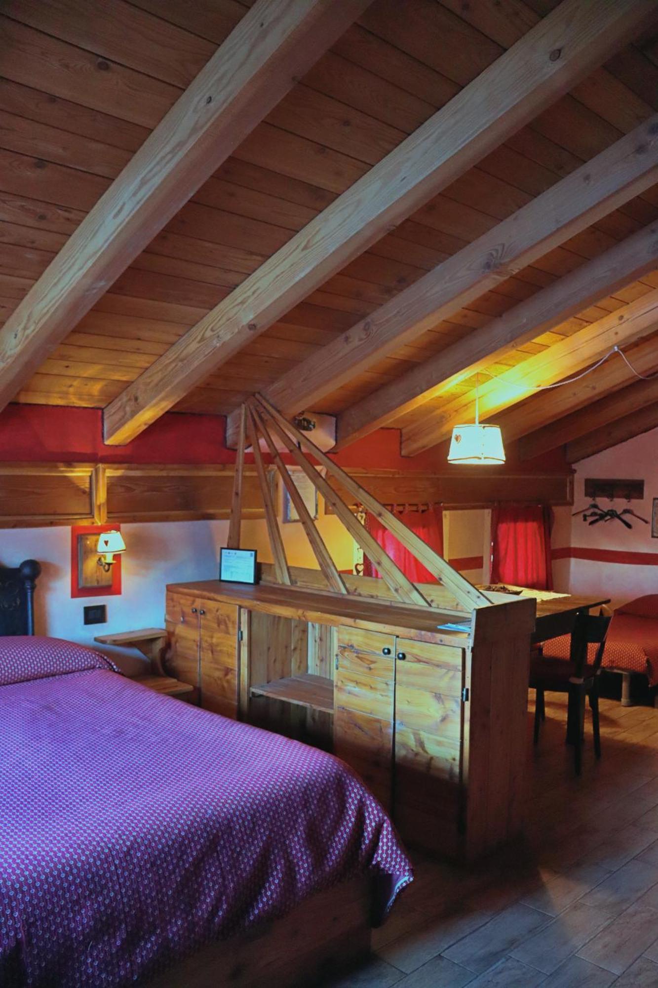 Agriturismo B&B Chevres A Cheval Charvensod ภายนอก รูปภาพ