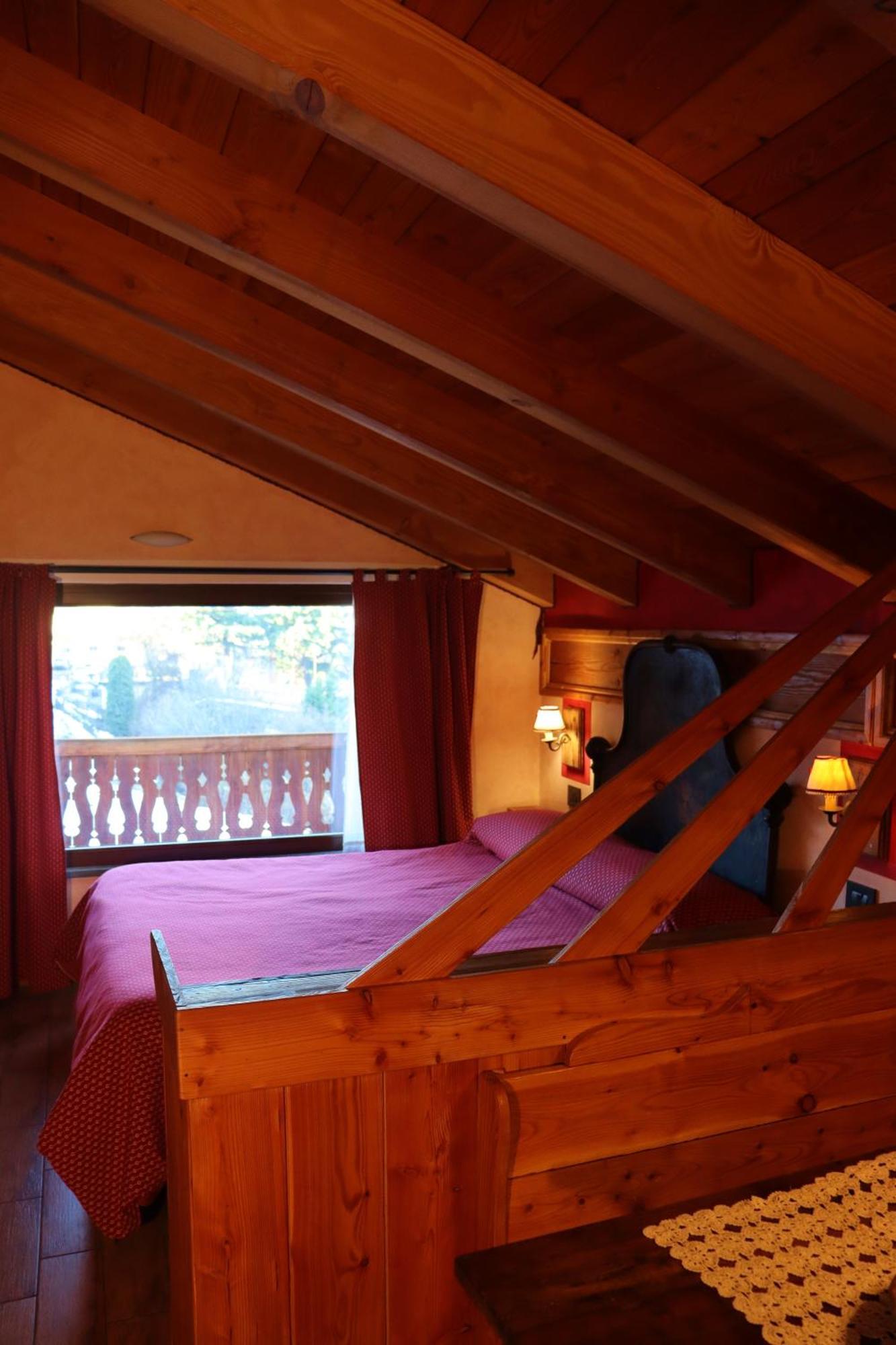 Agriturismo B&B Chevres A Cheval Charvensod ภายนอก รูปภาพ