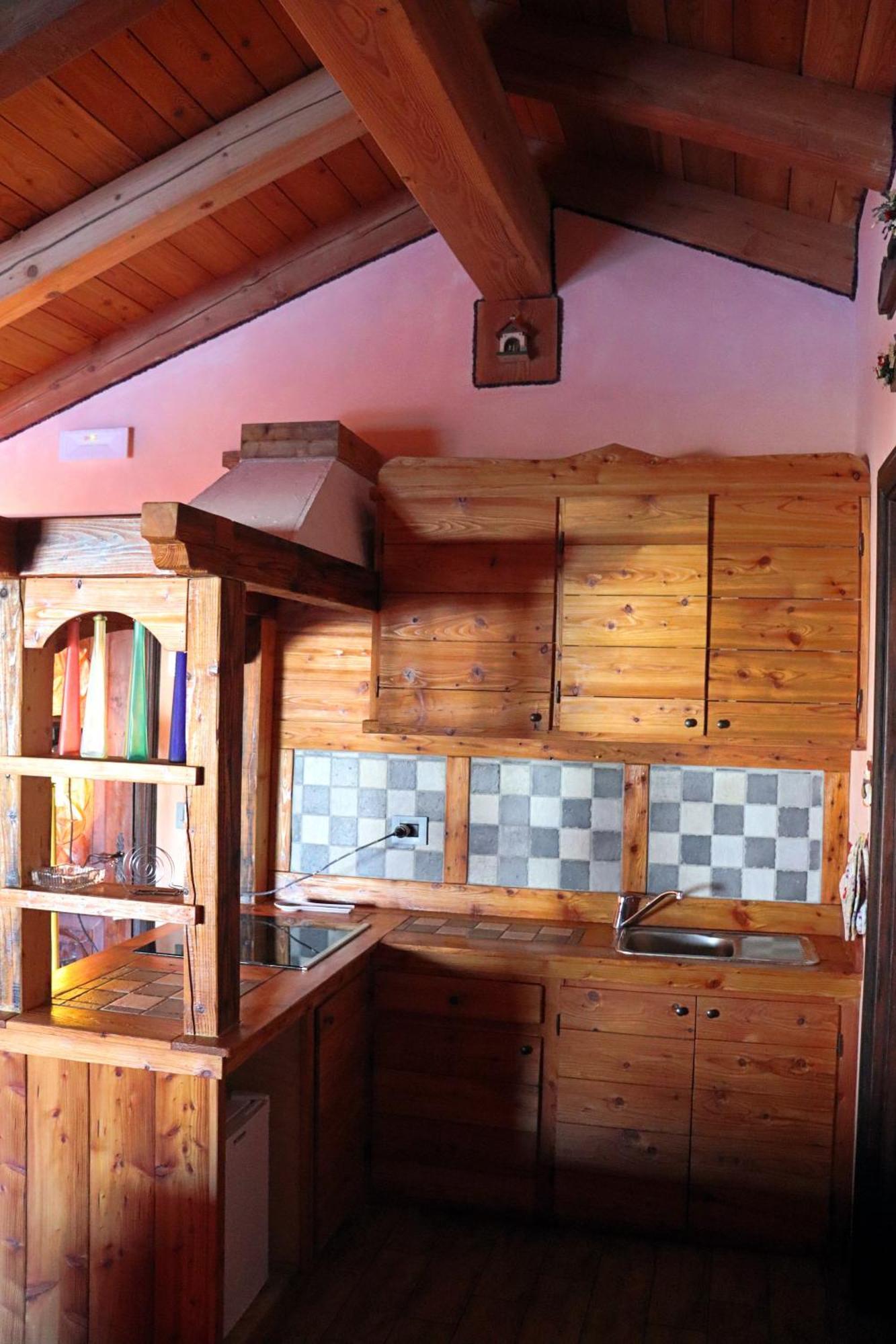 Agriturismo B&B Chevres A Cheval Charvensod ภายนอก รูปภาพ