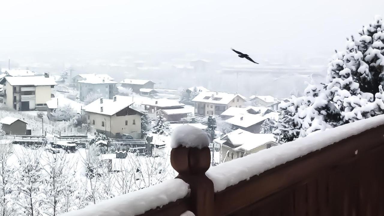 Agriturismo B&B Chevres A Cheval Charvensod ภายนอก รูปภาพ
