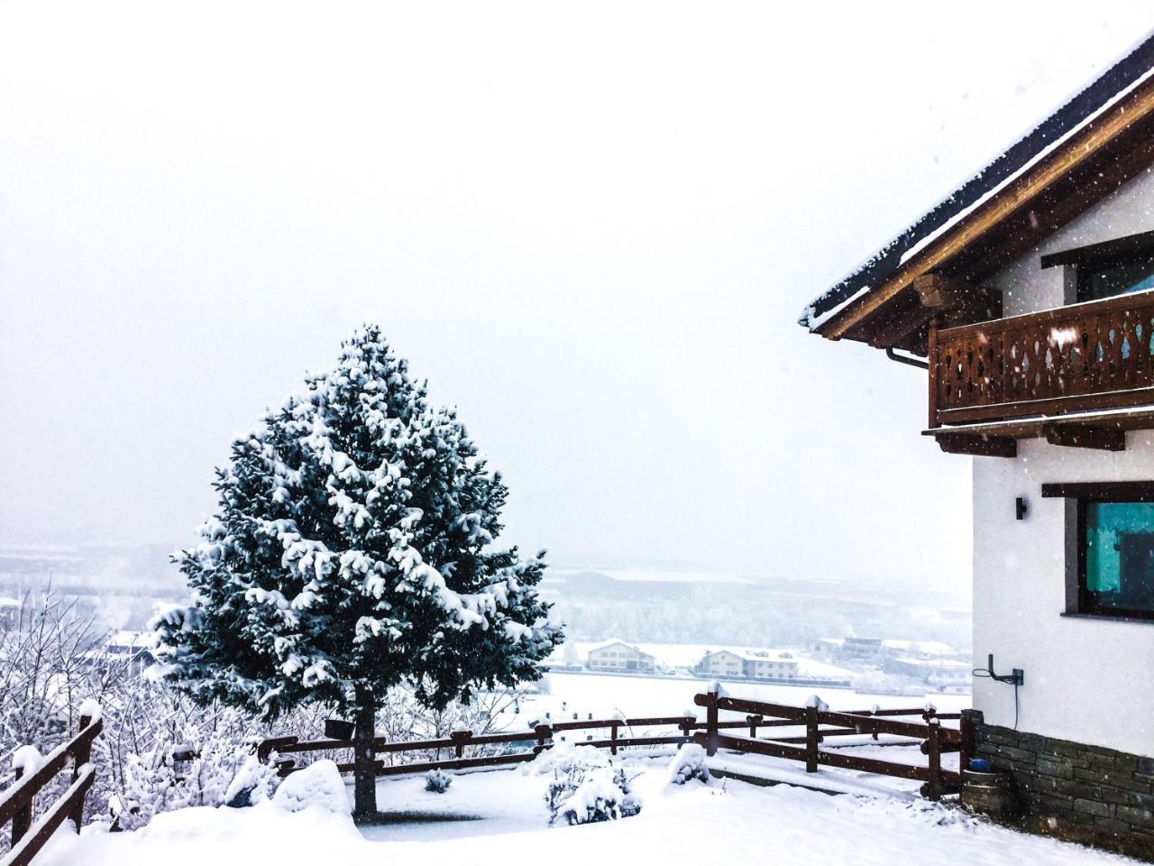 Agriturismo B&B Chevres A Cheval Charvensod ภายนอก รูปภาพ