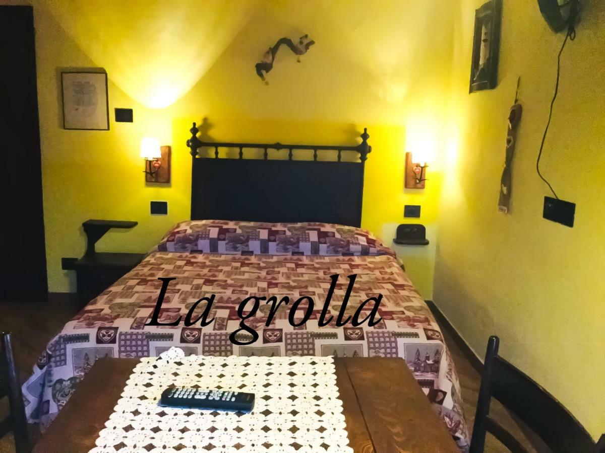 Agriturismo B&B Chevres A Cheval Charvensod ภายนอก รูปภาพ