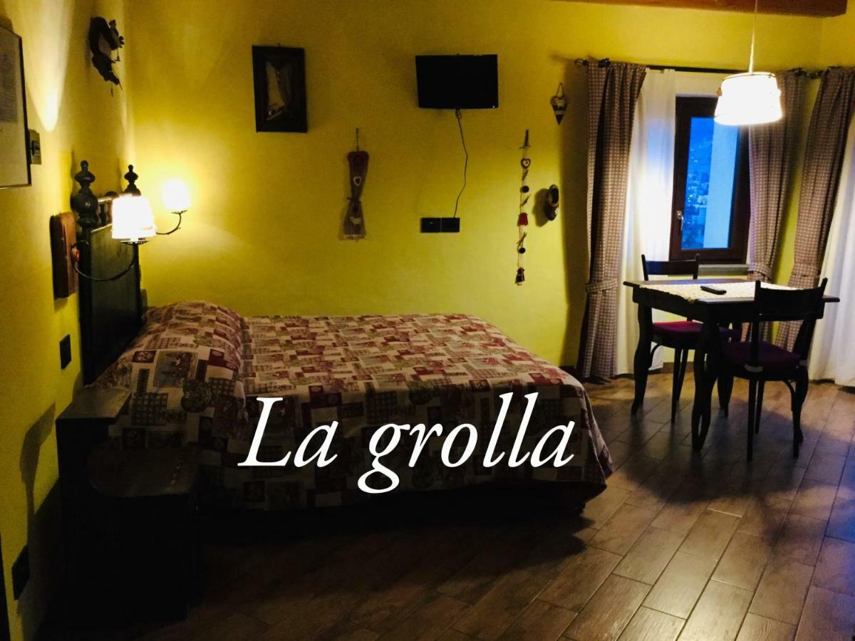 Agriturismo B&B Chevres A Cheval Charvensod ภายนอก รูปภาพ